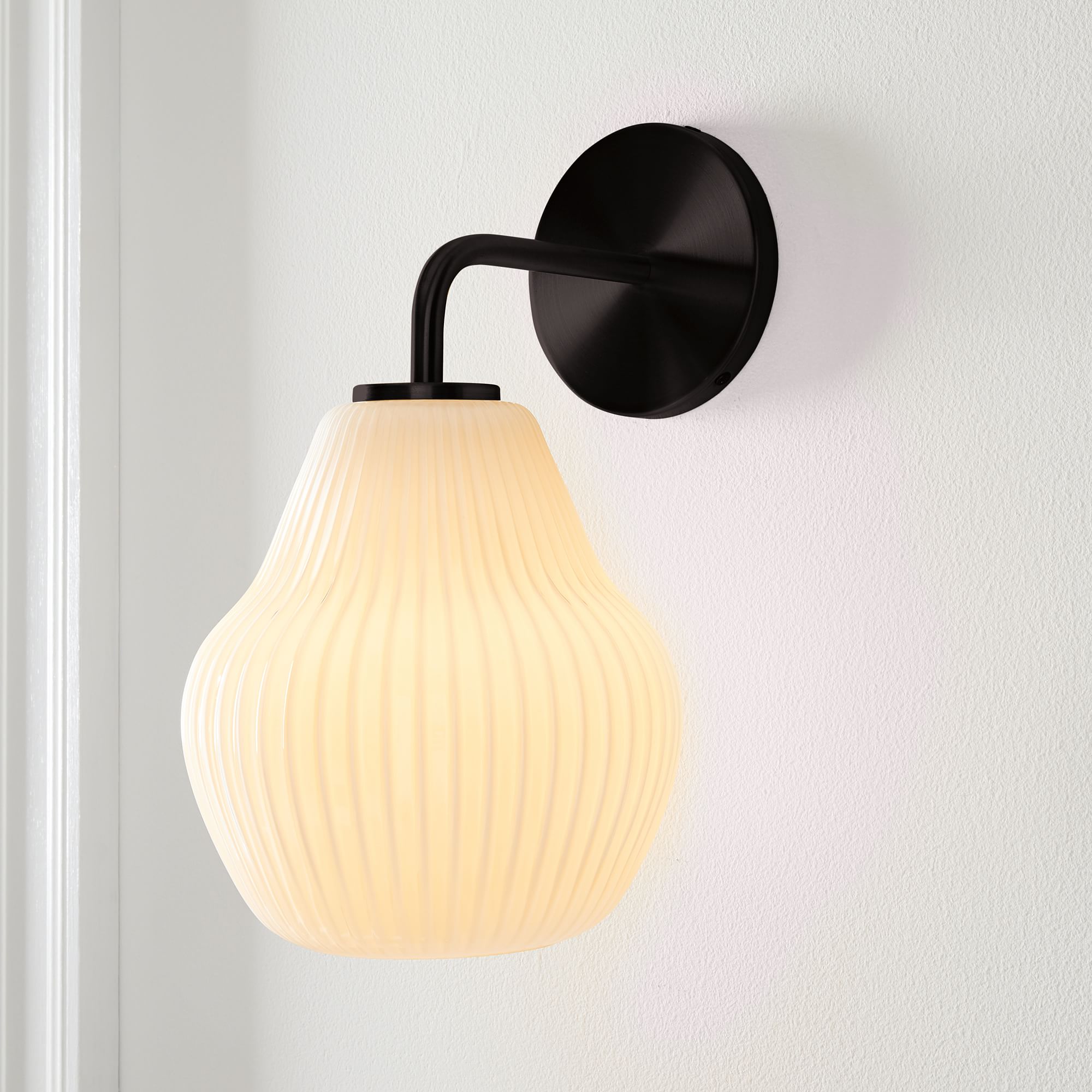 Rivrona Ribbed Glass Wall Sconce - Elegant Modern Lighting for Hallway & Bedroom