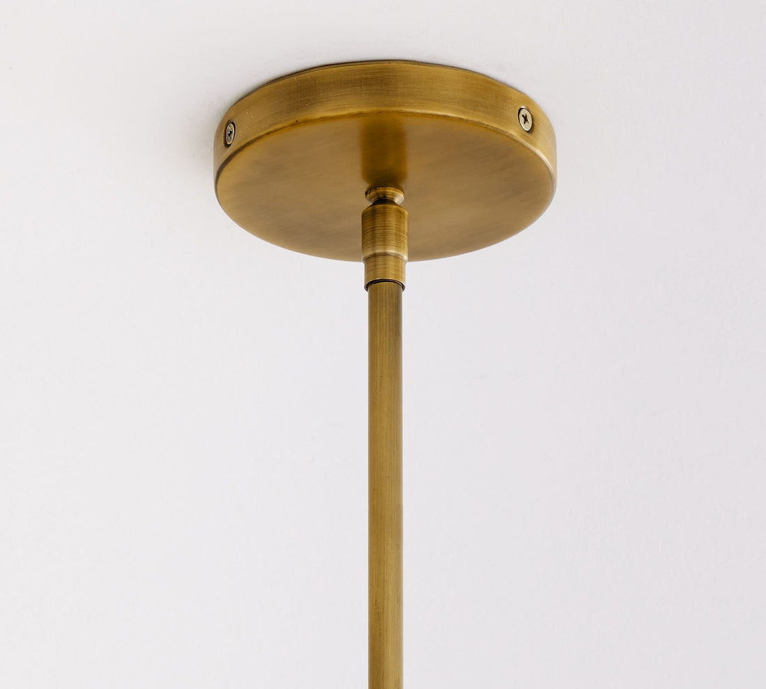 Lustre Auria en verre soufflé à la main et métal - Design contemporain en laiton