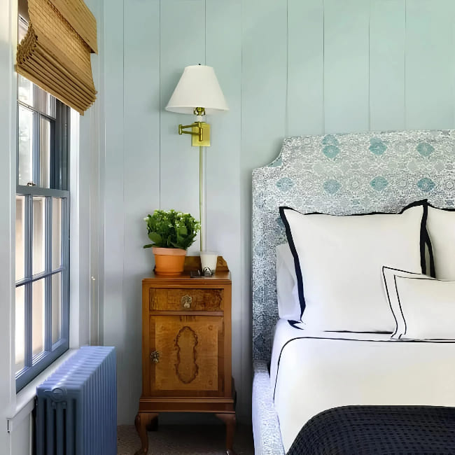 Adjustable Joint Swing Arm Light - Modern Industrial Decor