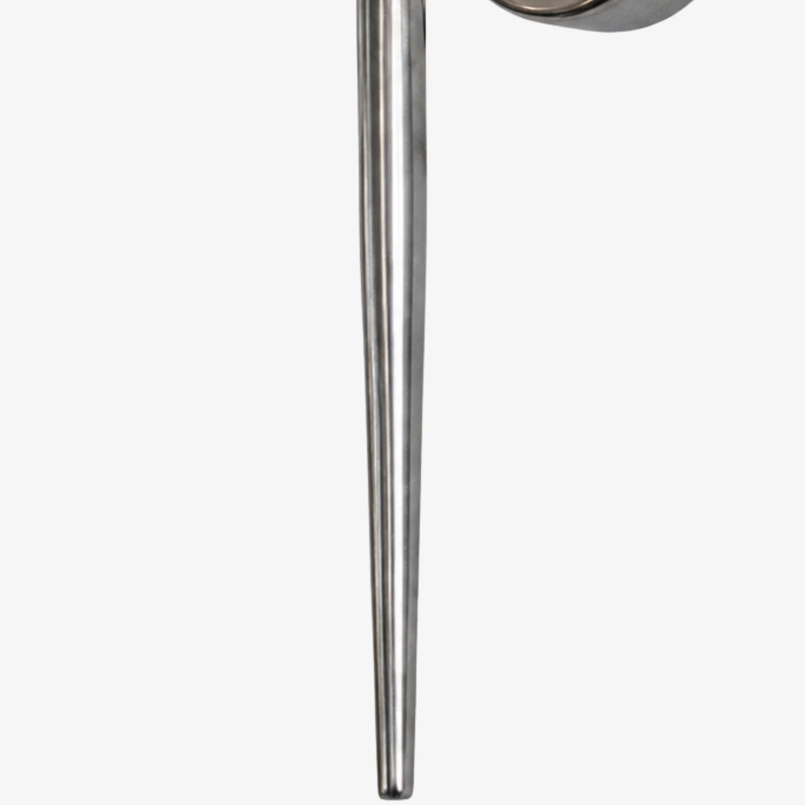 Slender chrome rod detail