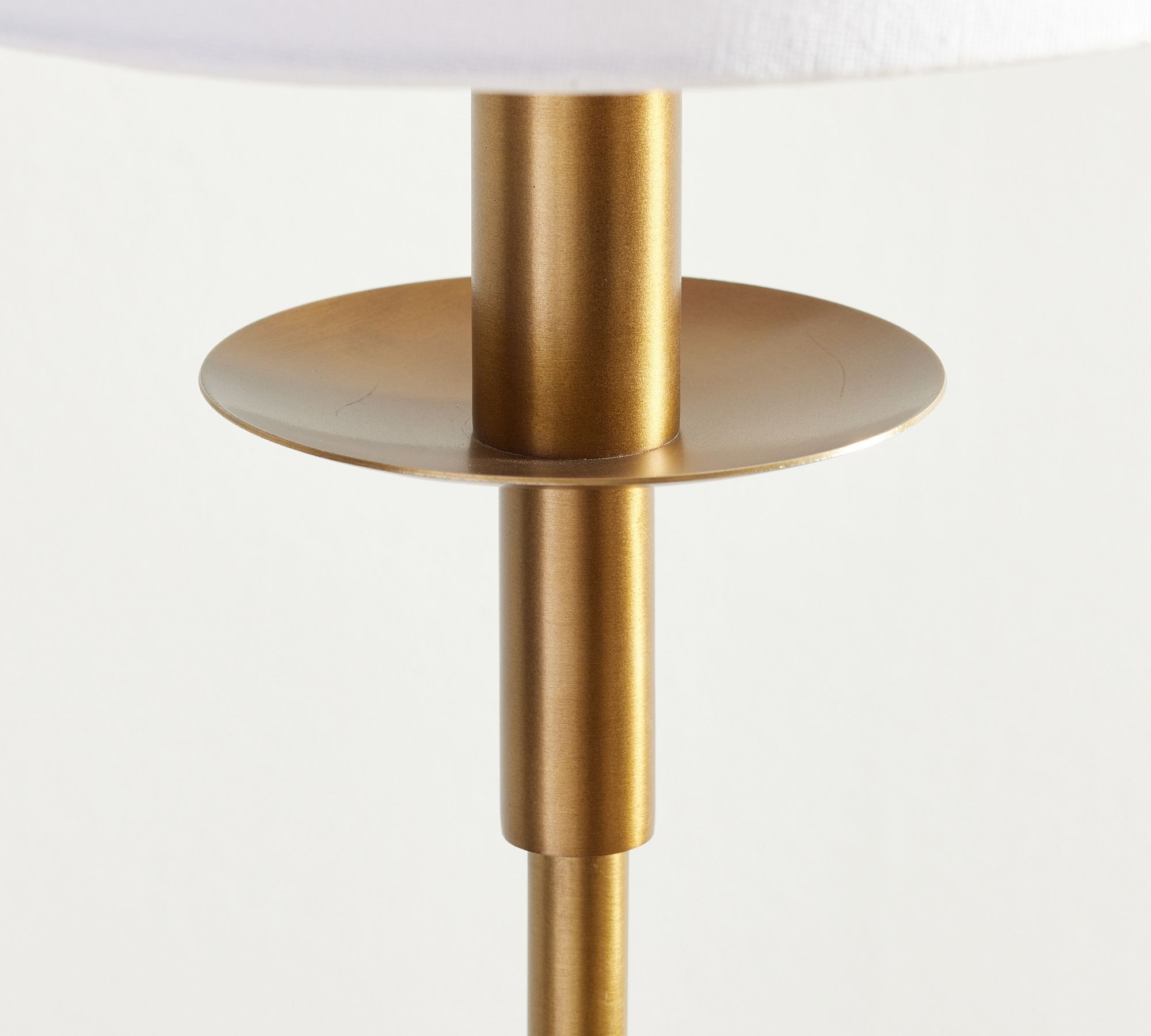 Lampe de table moderne en fer Rowan - Lampe de chevet de style industriel et rustique en lin