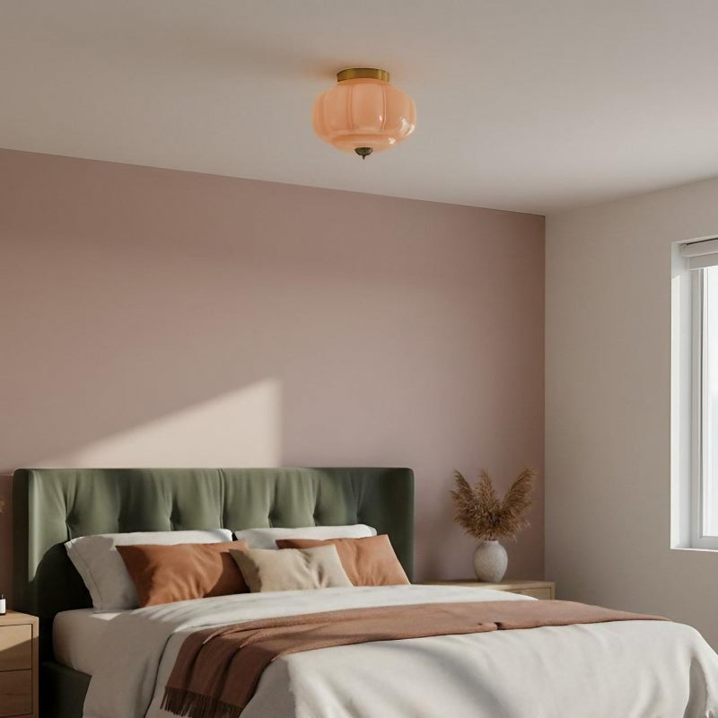 Plafonnier Eloise en verre laiteux – Plafonnier rétro en laiton pour couloir