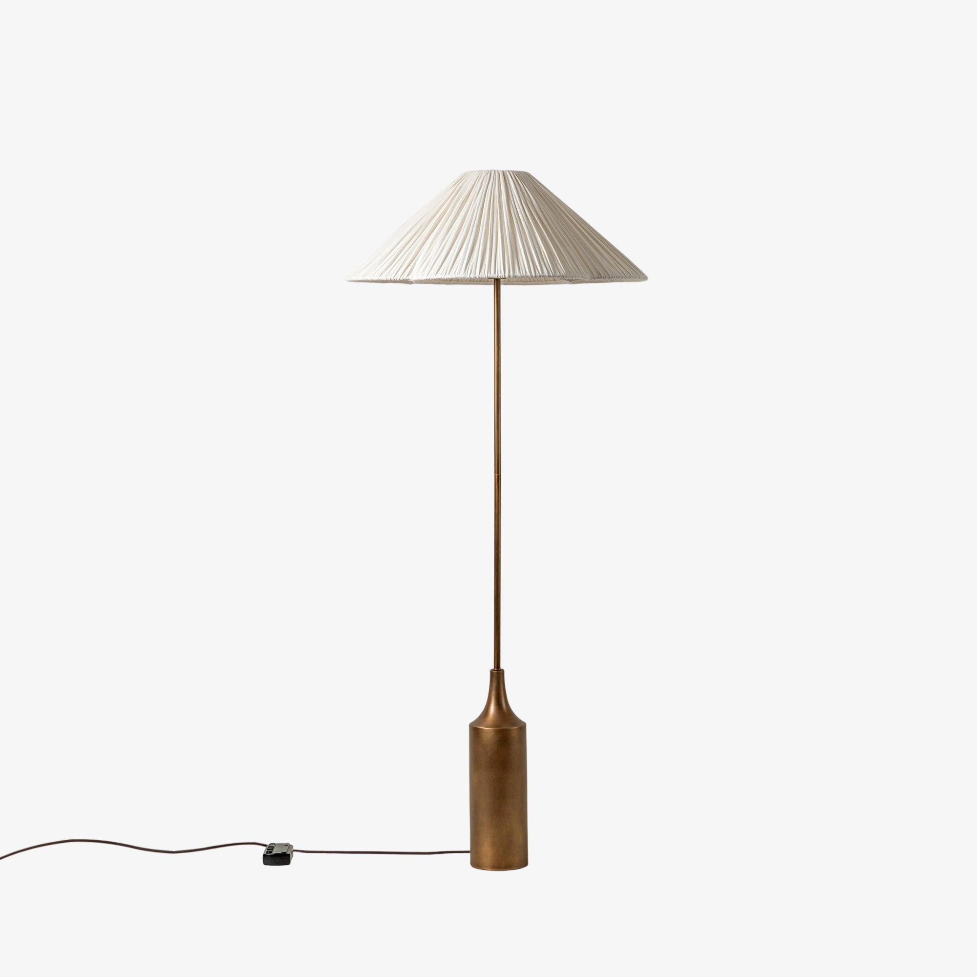 Lindi - Aged Brass and Linen Scalloped Floor Lamp